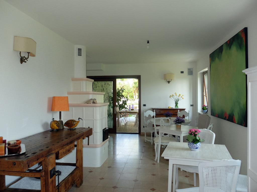 Garda & Golf Bed & Breakfast คาปริโน เวโรเนเซ ภายนอก รูปภาพ