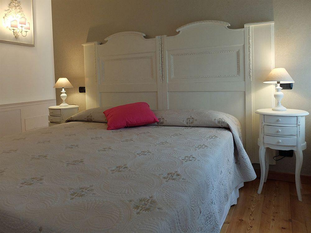 Garda & Golf Bed & Breakfast คาปริโน เวโรเนเซ ภายนอก รูปภาพ